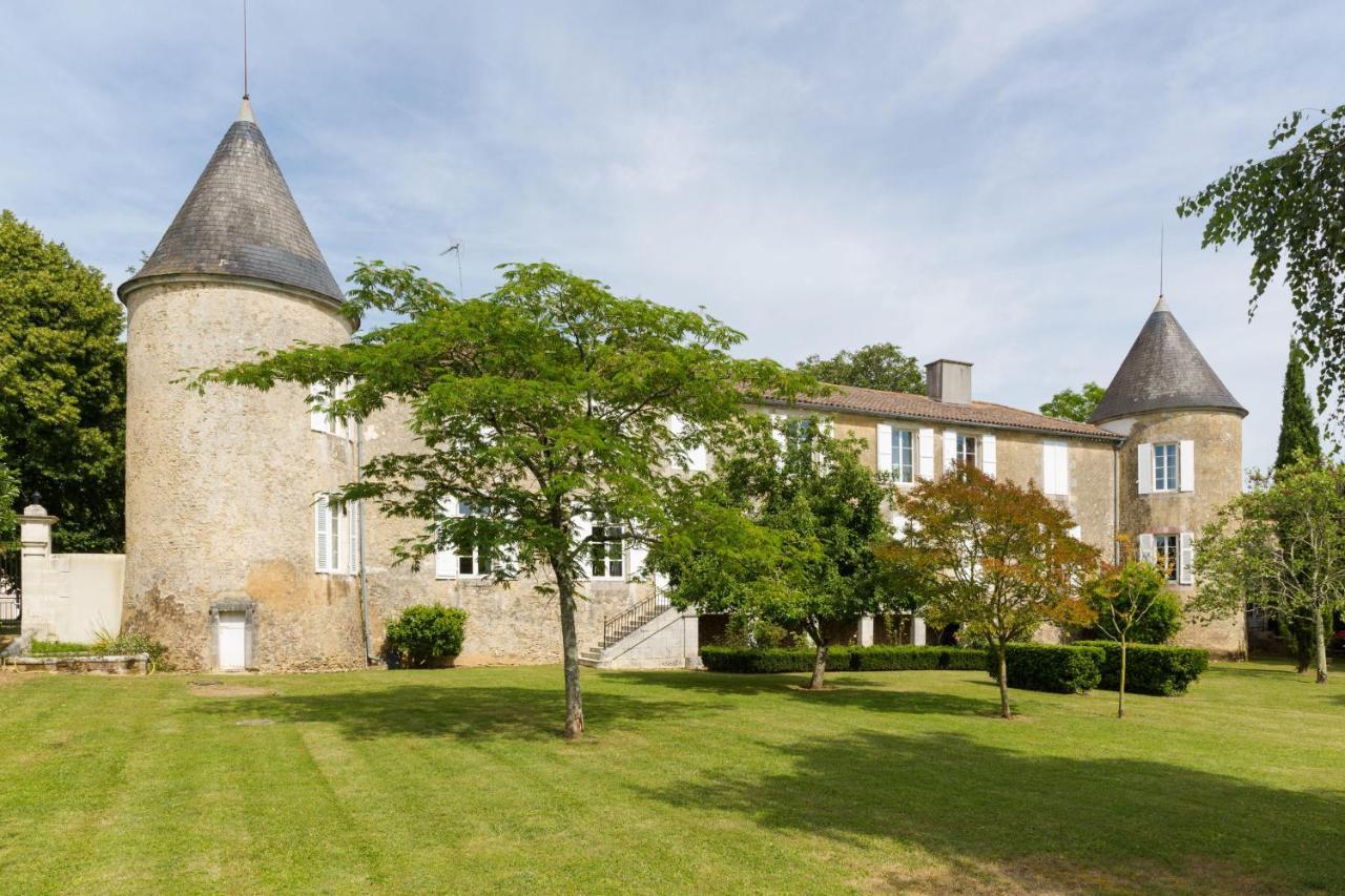 Hotel Le Logis du Péré Saint-Coutant-le-Grand Exterior foto
