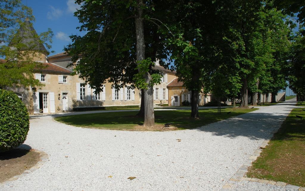 Hotel Le Logis du Péré Saint-Coutant-le-Grand Exterior foto